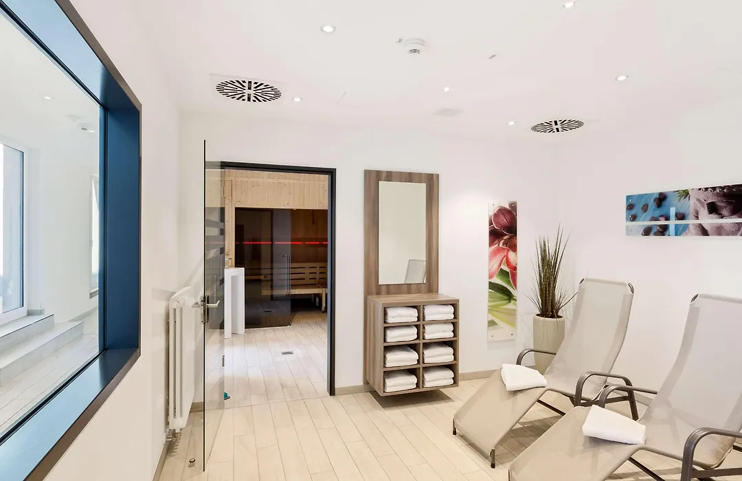 Park Inn By Radisson Neumarkt-1